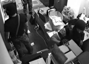 Вооруженный разбой: В ограблении ювелирного магазина «Граф» нет виновных