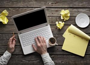 Фейки в украинской политике: как «блогеры» внушают нам вранье