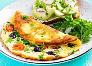 Що їсти на сніданок: корисні поради від дієтолога