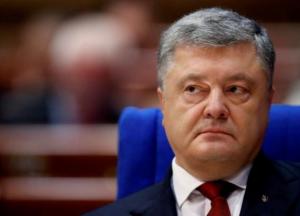 Президент ведет себя не как гражданин Украины, а как коронованная особа