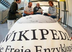 «Википедия» может остаться без авторов