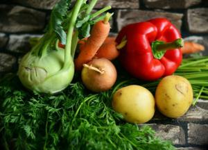 Лучший фрукт - овощ: семь правил долголетия