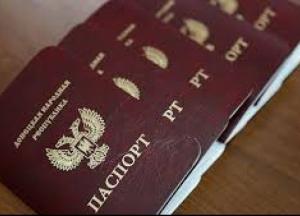 Визнання паспортів «Л/ДНР»: що виграє Україна