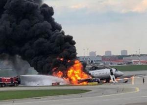Украинские пилоты рассказали о причинах катастрофы Superjet в Шереметьево