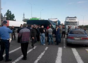 Дороги, фуры и почему государство наконец должно «вломить»