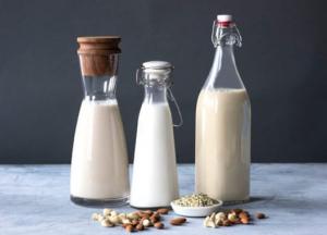 Рослинне молоко: кому корисне