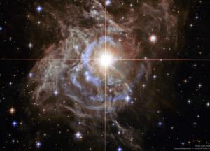 Самая красивая цефеида и световое эхо