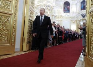 Им нужен царь: почему украинцам не стоит ждать ухода Путина