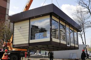 Бизнес жалуется на Кличко, который по ночам сносит МАФы, а на их месте устанавливает «КиевХлеб»