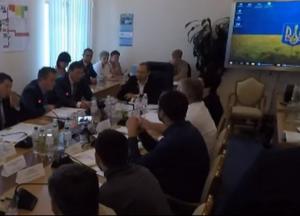 Парламентаризм в Украине снова дискредитирован