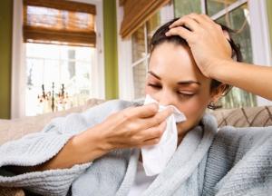 Не тільки ліки: що корисно їсти при застуді