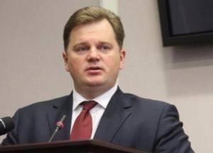 Максим Мельничук на грани отставки: как «папик» Косюк покрывает аферы губернатора Киевской области