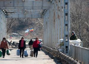 Шоу фриков: сколько продлится запрет на грузоперевозки в АТО 