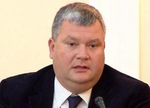 Почему этот регионал может судить о моей этике и достоинстве