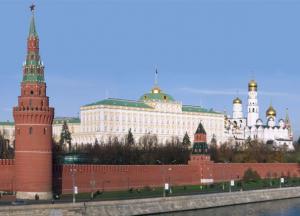 Кремль сам себе копает яму