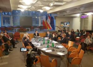 Прокидайтеся вже, панове, чи що...