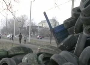 «Страшнее, чем кино об эпидемии»: почему украинцы не дают посадить самолет с «больными» из Уханя