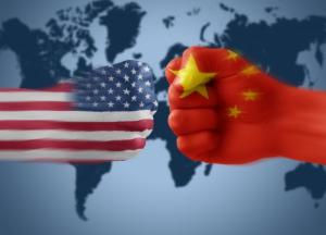 Америка против Китая: Россия следит за мировой сценой из партера