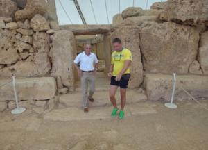 Почему, когда говорят Аллах, вспоминаю о Боге