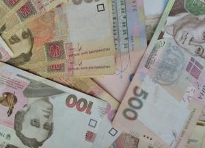 Бой с бедностью или подкуп: сколько социальных выплат получат украинцы перед выборами