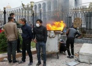 Чем закончатся протесты в Кыргызстане: 2 сценария