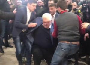 Радикальные методы вредят установлению мира на Донбассе