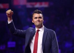 "Кров Кірка на руках МАГА": соратник Трампа на 100% підтримував політику Путіна, Ізраїль називав його другом (відео)