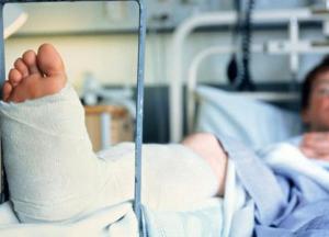 ​Осторожно, гололед! Как реально вернуть деньги за лечение ушибов и разбитый телефон