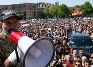 Два пути для Армении