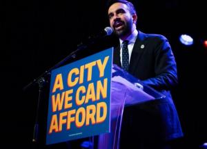 Зогран Мамдані — новий мер Нью-Йорка: хто він і чому його називають «другом таксистів»