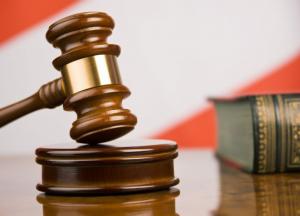 ​Украинский суд активно поддерживает Коломойского. Против Украины