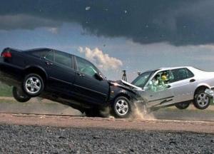 Каждый год на дорогах страны теряем раненными и убитыми больше, чем на войне