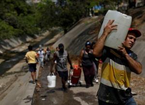 Голод и жажда: как выживают в Каракасе за $0.002 в день (спецрепортаж из Венесуэлы)