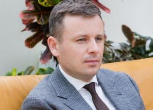 Схема с карманом. Почему в Минфине пугают украинцев старостью без пенсий и как придется на них копить