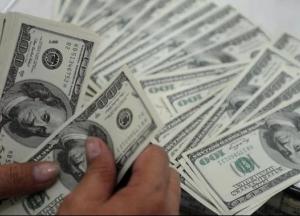 И вы еще несете валюту в банк?