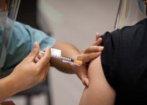Как проходит вакцинация в Канаде: личный опыт