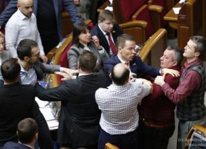 «Чем богаты, тем и рады»: самые известные драки депутатов-2017 (видео)​