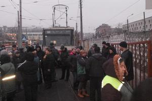 Цены на проезд: вместо того, чтобы искоренить коррупцию, власть финансирует её