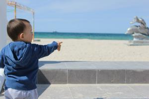 В Крыму начался курортный застой: голые пляжи и многомиллионные убытки