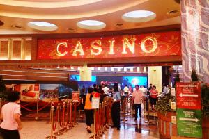 Казино принесут Крыму миллиард долларов в год. А еще — наркотики, убийства и проституцию