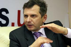 Олег Устенко: Китай может девальвировать доллар или резко увеличить цены на золото