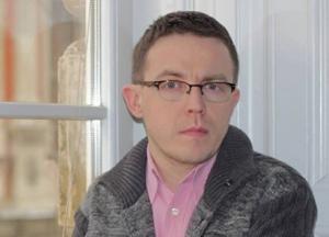 Треба зняти рожеві окуляри: корумпована система не підлягає ні ремонту, ні реформам