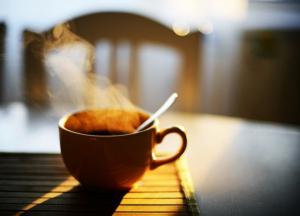 Что происходит с организмом, если пить кофе натощак утром