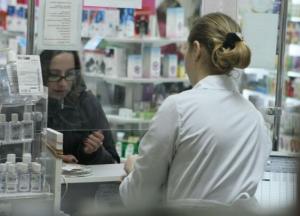 Плюс 500 гривен с каждой простуды. Как реформы и дорогой доллар меняют цены на лекарства в украинских аптеках