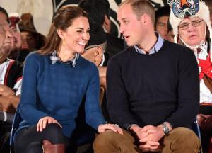 Сеть взорвало фото, на котором принц Уильям кусает губы, разглядывая прелести Кейт Миддлтон