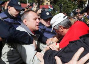 Националисты подыграли путинской партии