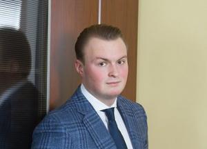 На случай побега: Гладковский-младший имеет дипломатическую неприкосновенность