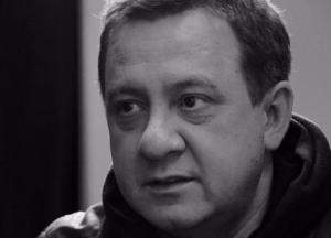 Политика в отношении Крыма превращена властью в фарс