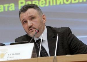 Янукович обижен: золотая лопата заместителя Пшонки круче его золотого батона