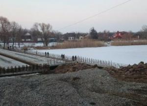 Мост в Миргороде: подозреваемые в хищении средств продолжают получать бюджетные деньги